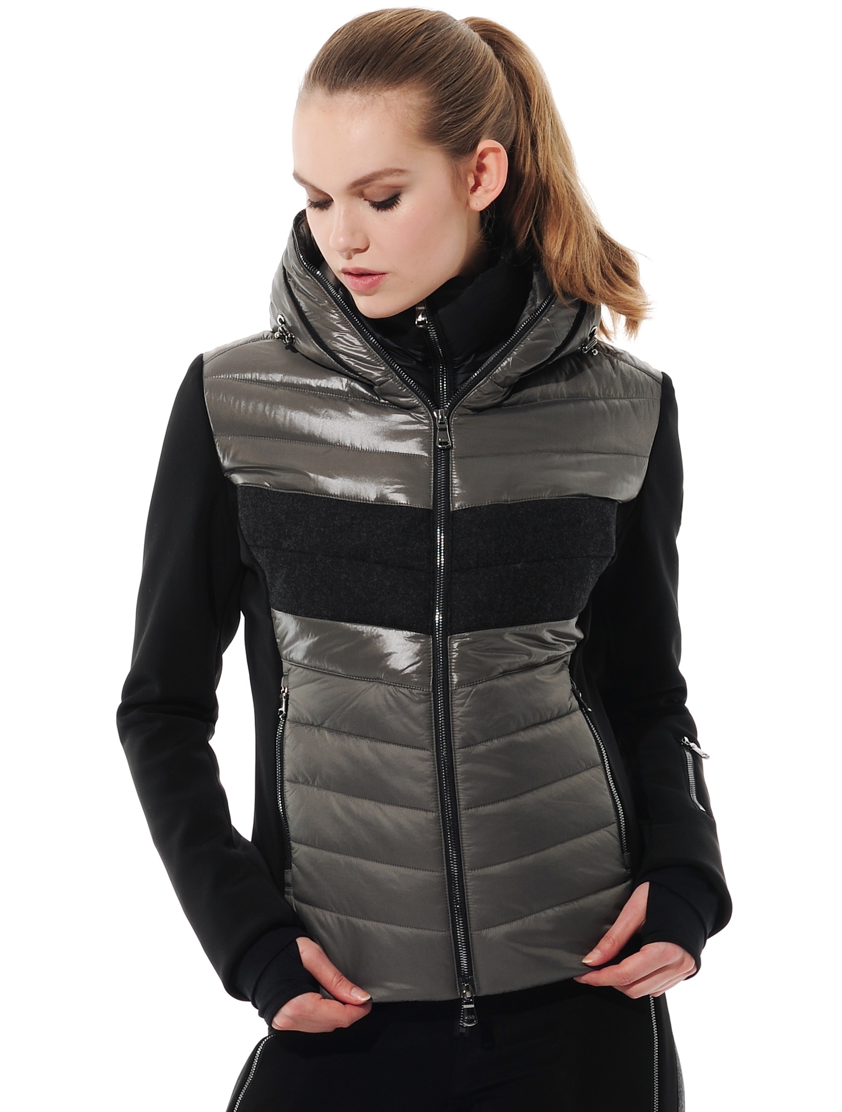 ski jacket with 4way stretch sleeves and side panels steel/black 