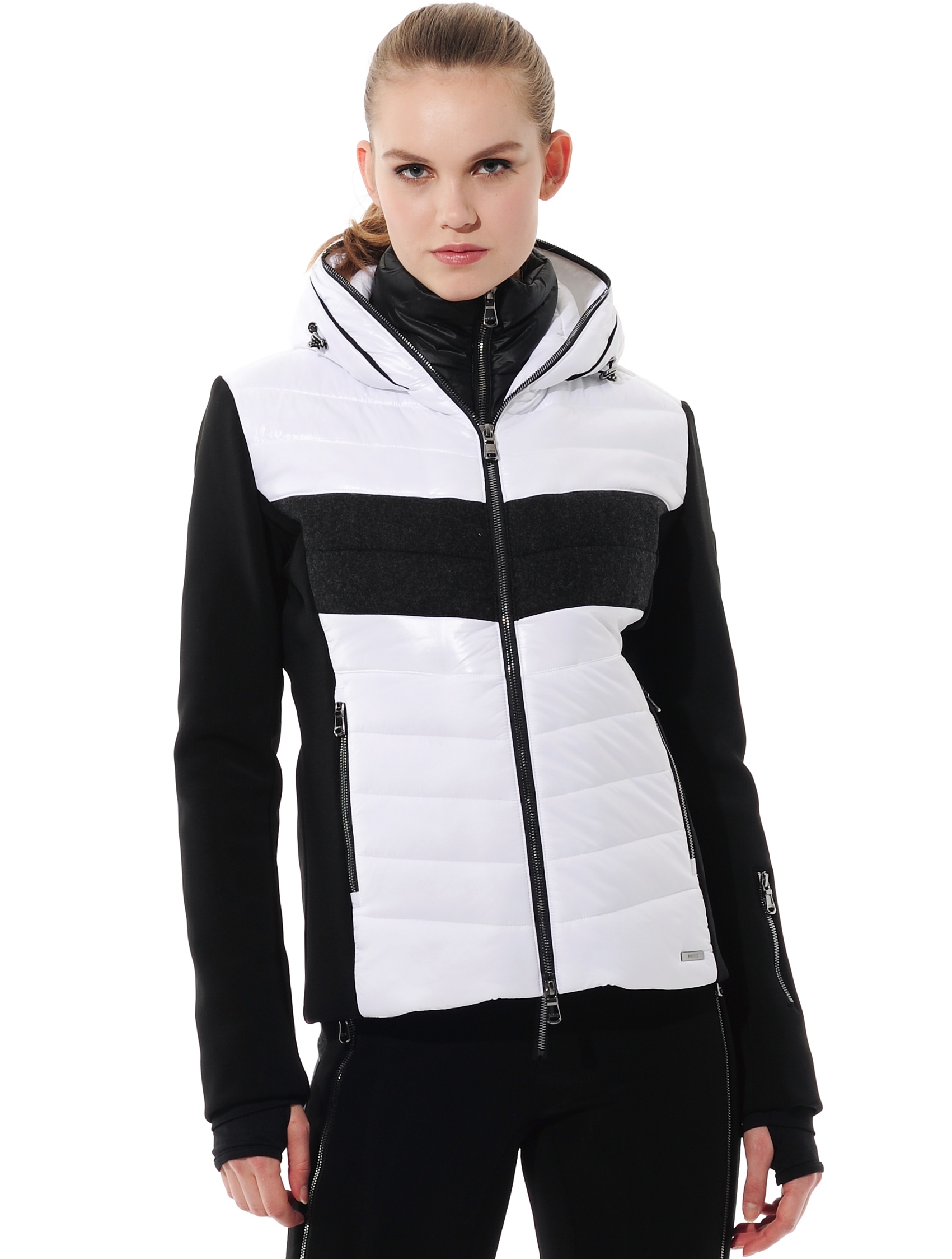 ski jacket with 4way stretch sleeves and side panels white/black 